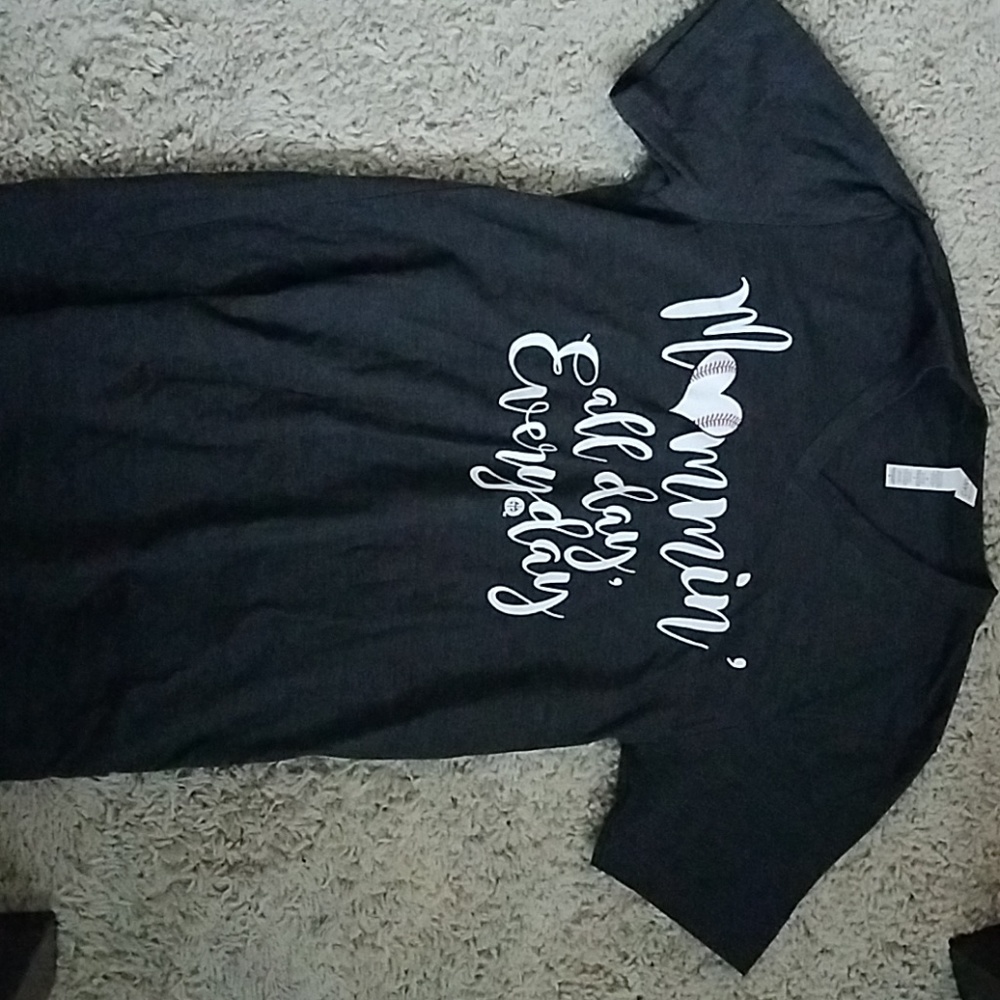 Mommin every day baseball heart tshirt